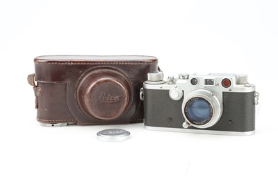 Lot 569 - A Leica IIIc 35mm Rangefinder Camera