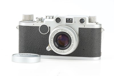 Lot 570 - A Leica IIc 35mm Rangefinder Camera