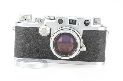 Lot 571 - A Leica IIIf Rangefinder Camera