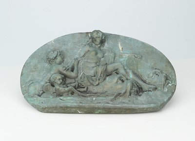Lot 27 - An early nineteenth bronze heavily cast plaque of Venus and Cupid