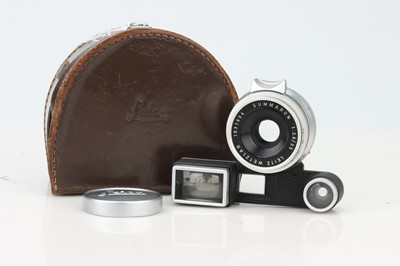 Lot 563 - A Leitz Summaron 35mm f/2.8 Lens