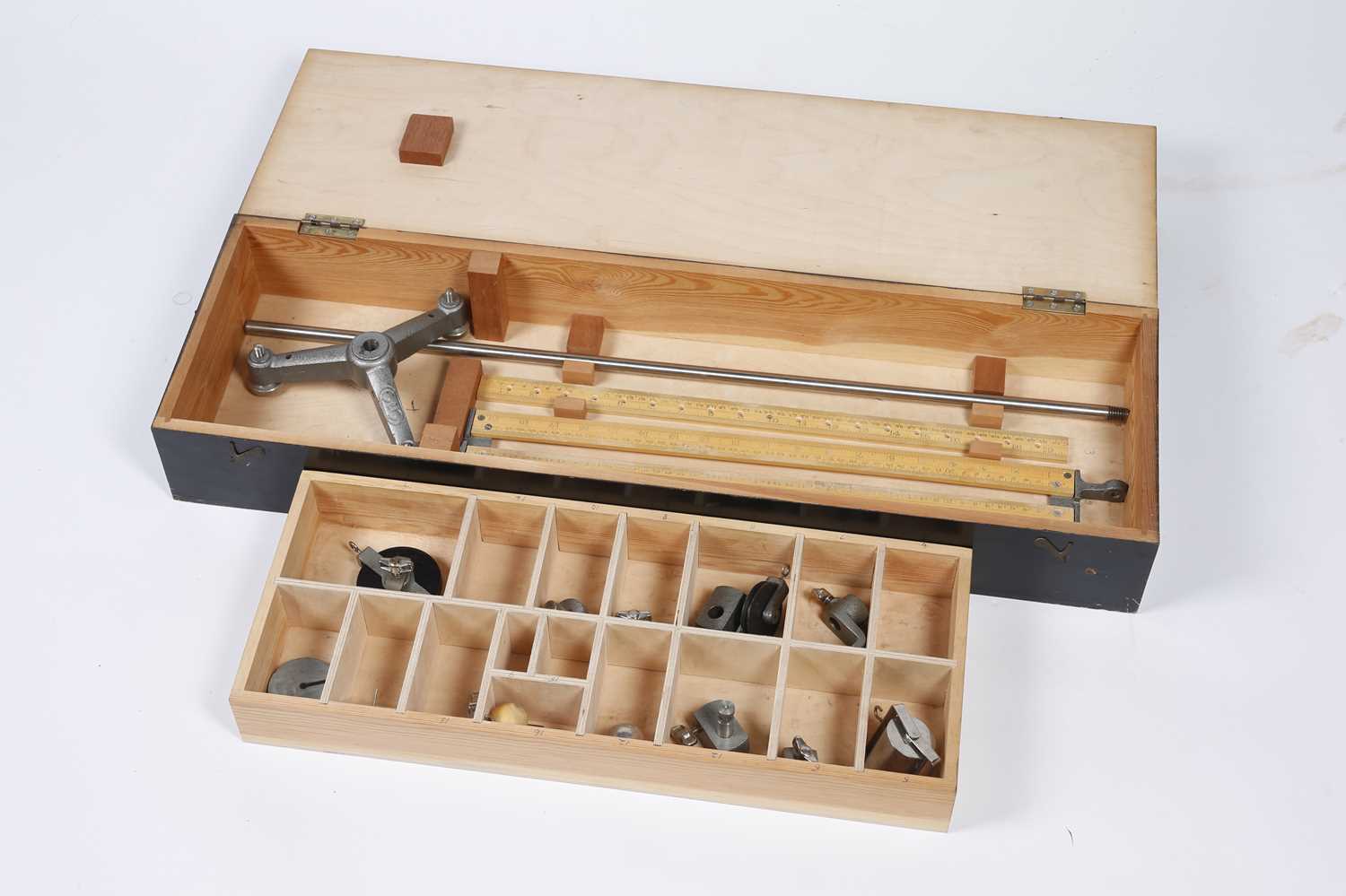 Lot 220 A Mechanics and Pulleys Demonstration Set,