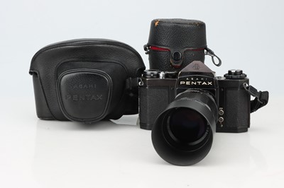 Lot 665 - A Pentax SV 35mm SLR Camera