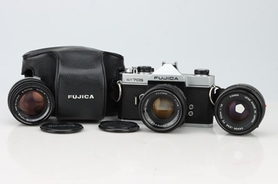 Lot 417 - A Fujica ST705 35mm SLR Camera