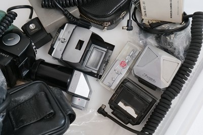 Lot 452 - A Selection of Various Camera Accessories