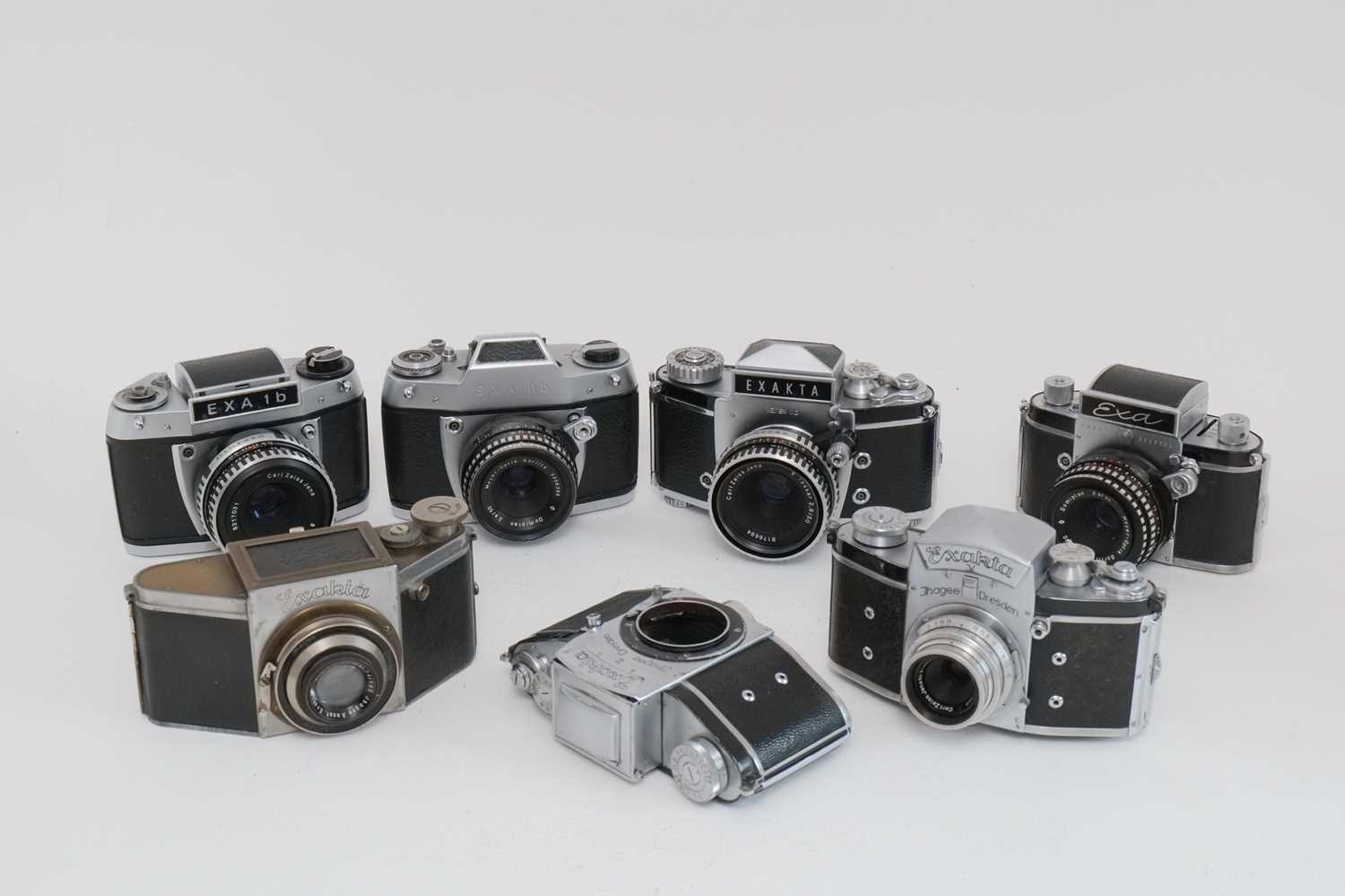 Lot 386 - A Selection of Ihagee Exakta Cameras