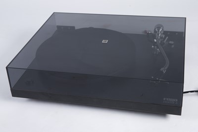 Lot 184 - A Rega Planar 3 Record Turntable