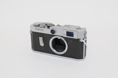 Lot 557 - A Canon VI-L Rangefinder Body