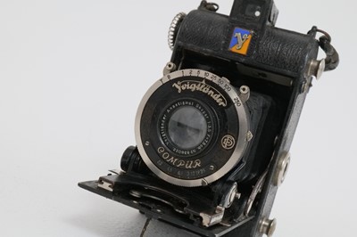 Lot 406 - A Voigtlander Virtus Camera