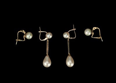 Lot 149 - Two Pairs of Faux Pearl Earrings