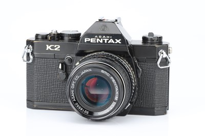 Lot 657 - A Pentax K2 SLR Camera