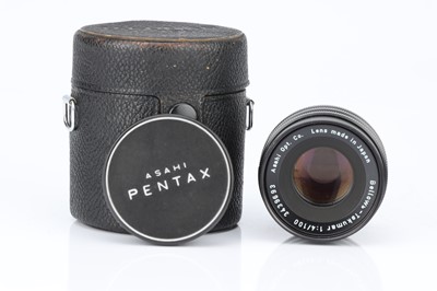 Lot 672 - An Asahi Pentax Bellows-Tamkumar f/4 100mm Lens