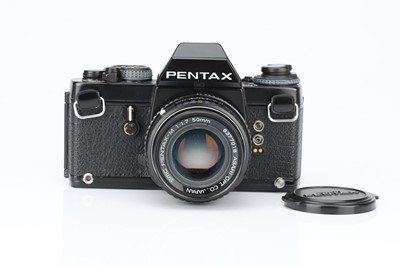 Lot 681 - A Pentax LX SLR Camera