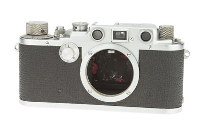 Lot 10 - A Leica IIIc 'Luftwaffen-Eigentum' Rangefinder Body