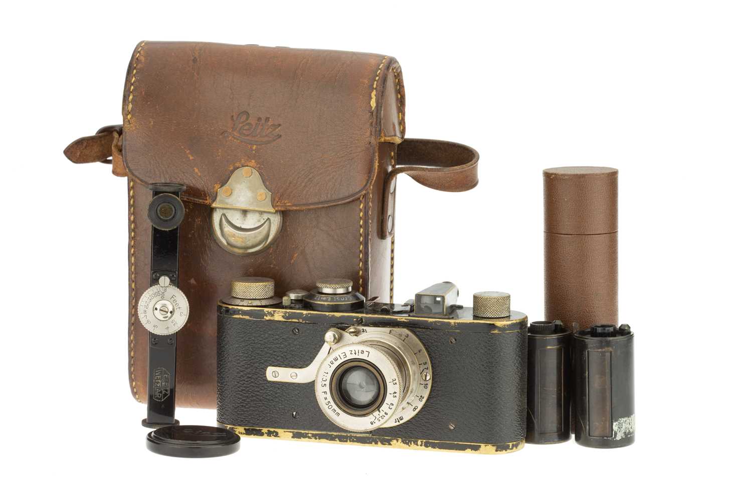 Lot 2 - A Leica Ia Camera,
