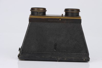 Lot 829 - A London Stereoscopic Co. Binocular Camera