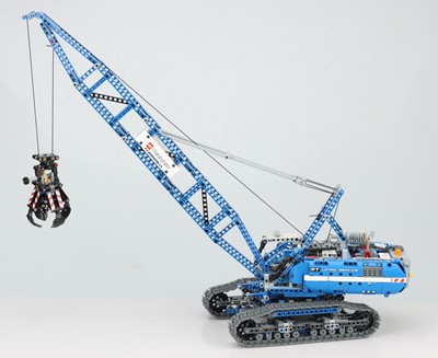 Lot 92 - LEGO Technic Crawler Crane  (42042)