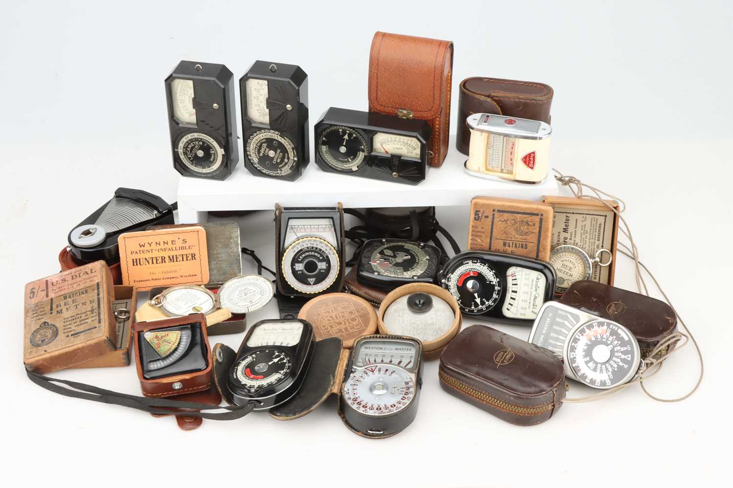 First Light Meter Lot 805 - A Selection of Early Light Meters,