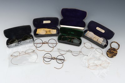 Lot 331 - A Collection of Vintage Spectacles and Reading Glasses