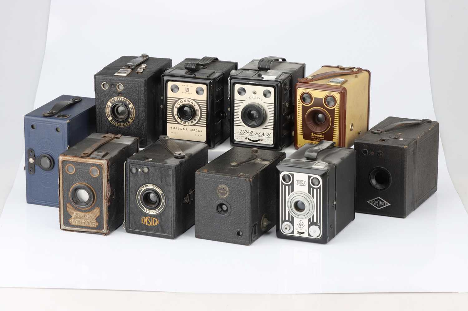 Lot 782 - A Good Selection of Box Type Cameras,