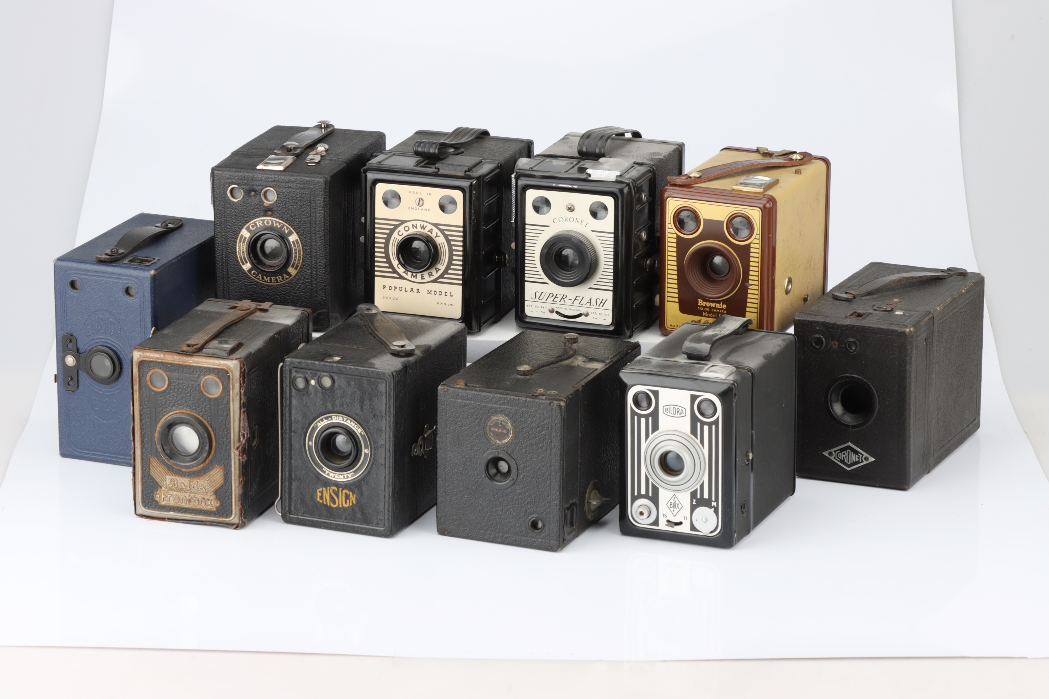 Lot 782 - A Good Selection of Box Type Cameras,