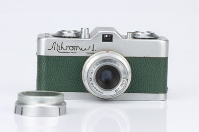 Lot 743 - A Meopta Mikroma II Sub Miniature Camera