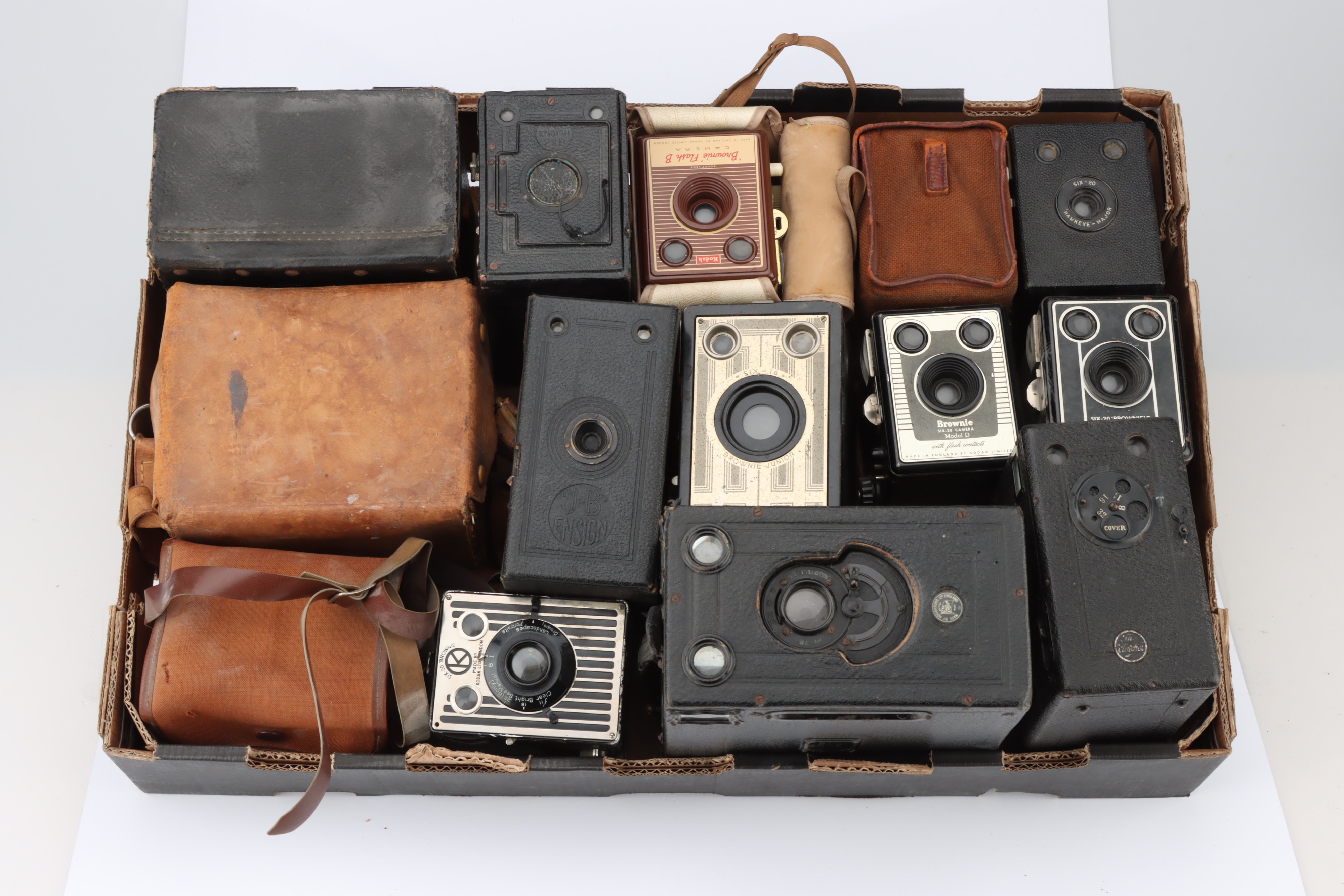 Lot 858 - A Selection of Box Type Cameras,