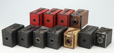 Lot 821 - A Selection of Box Type Cameras