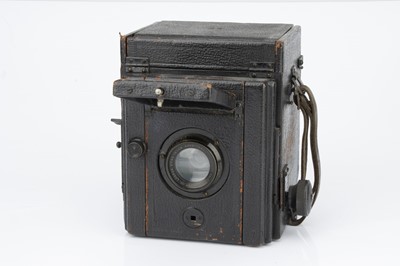Lot 825 - An Unmarked Large Format SLR Camera