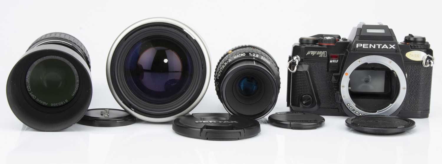 Lot 652 - Two SMC Pentax Macro Lenses