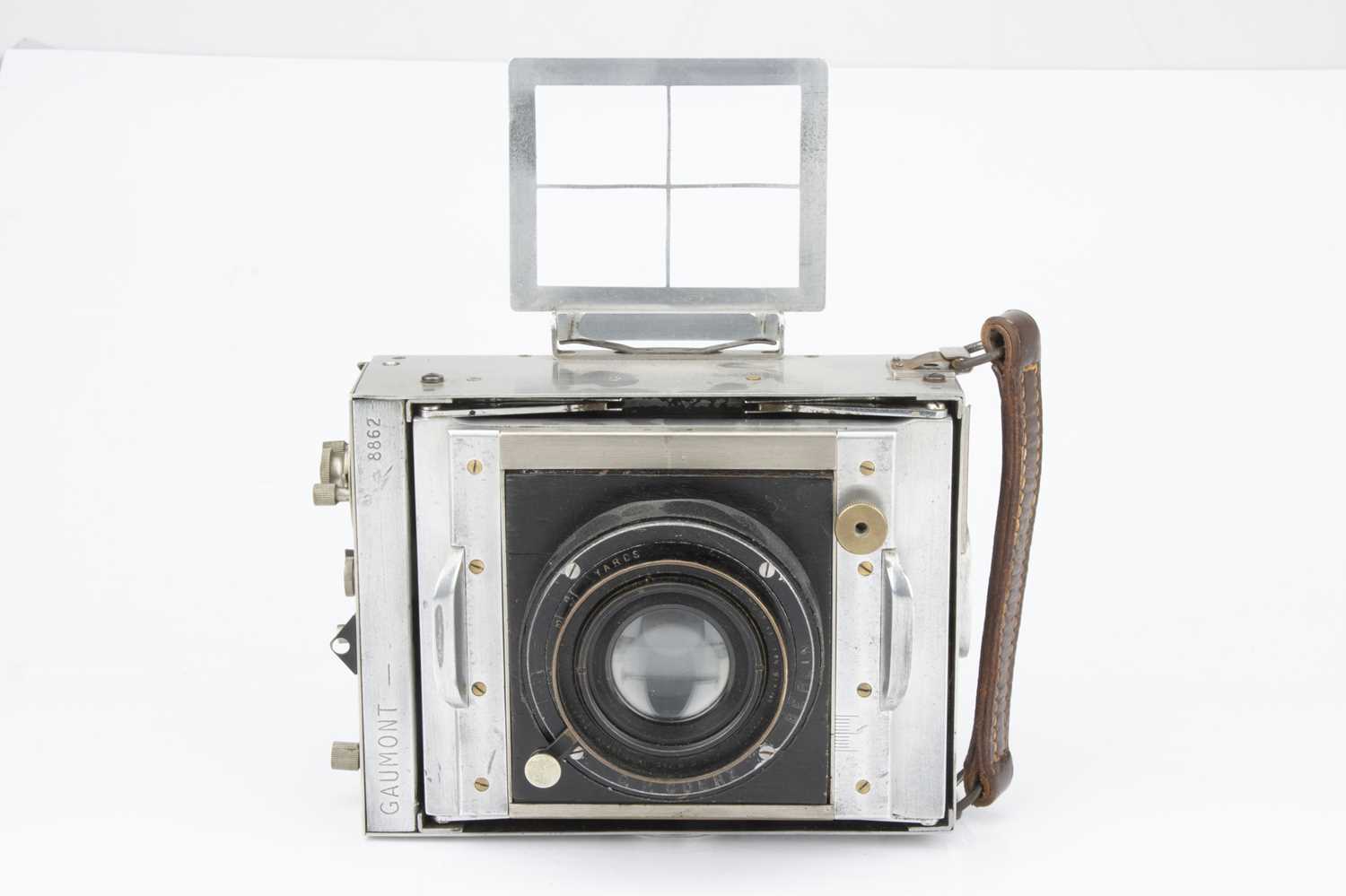 Struts Camera Lot 835 - A Gaumont Reporter Strut Camera,