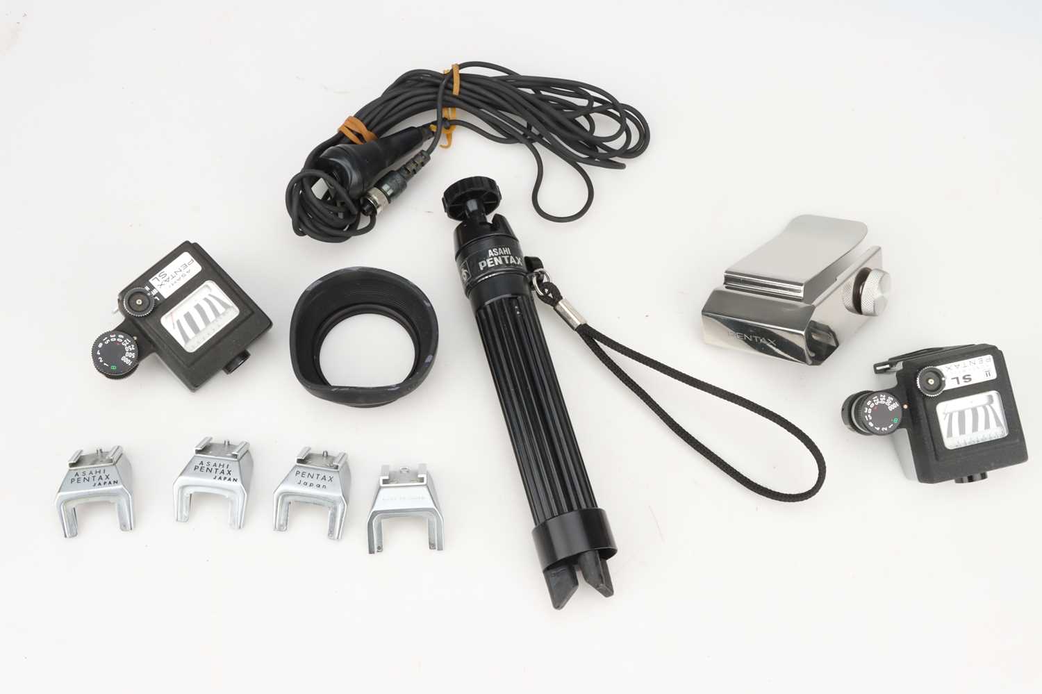 Lot 719 - A Selection of Pentax Accessories
