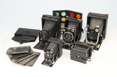 Lot 830 - A Selection of Folding Bed Cameras