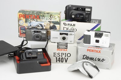 Lot 689 - A Selection of Boxed 35mm Compact Cameras