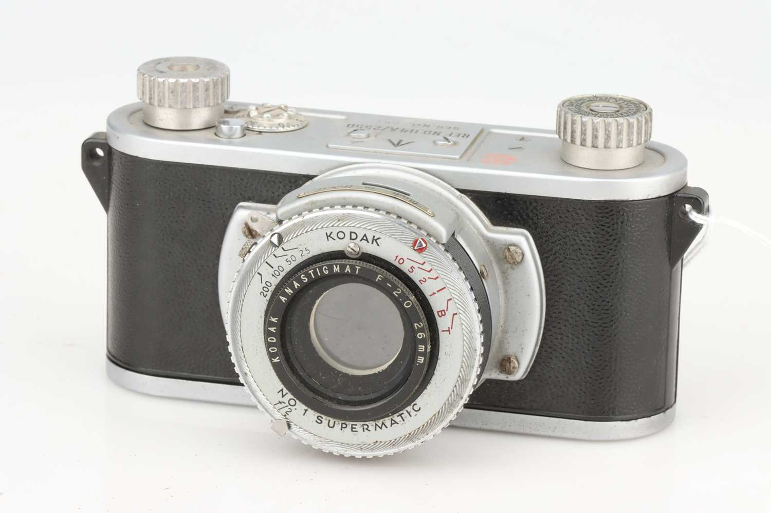 Lot 388 - A Kodak 35 No.1 Supermatic Camera