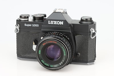 Lot 713 - A Luxon Super 1000 SLR Camera