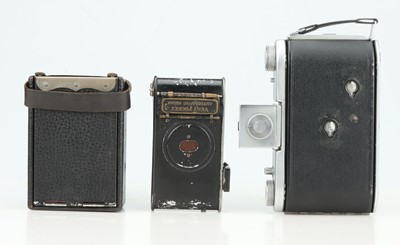 Lot 383 - An Ensign Selfix 820 Folding Camera