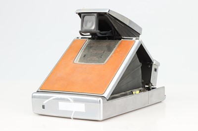 Lot 845 - A Polaroid SX-70 Land Camera