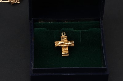 Lot 115 - A Lapponia 18 ct Gold Cross