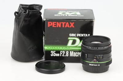 Lot 732 - An SMC Pentax-DA 35mm f/2.8 Macro Limited Lens