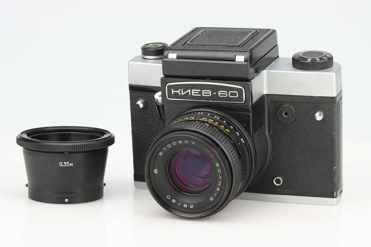 Lot 609 - A Kiev 60 Medium Format Camera