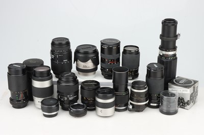 Lot 558 - A Selection of Various SLR Lenses