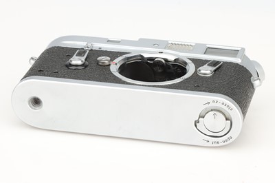 Lot 539 - A Leica M4 Rangefinder Body