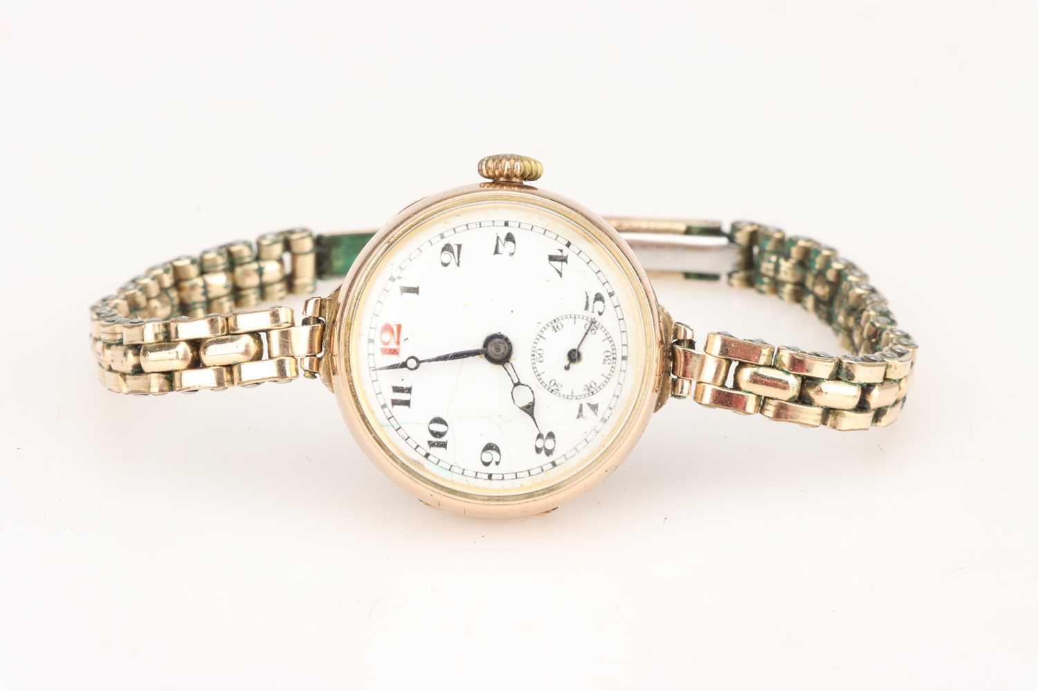 Lot 105 - A 9 ct Gold Cased Trench Style Watch