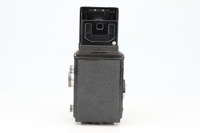Lot 607 - A MPP Microflex TLR Camera