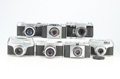 Lot 775 - A Selection of Various Cameras