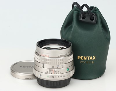 Lot 644 - A Pentax-FA Limited f/1.8 77mm Lens