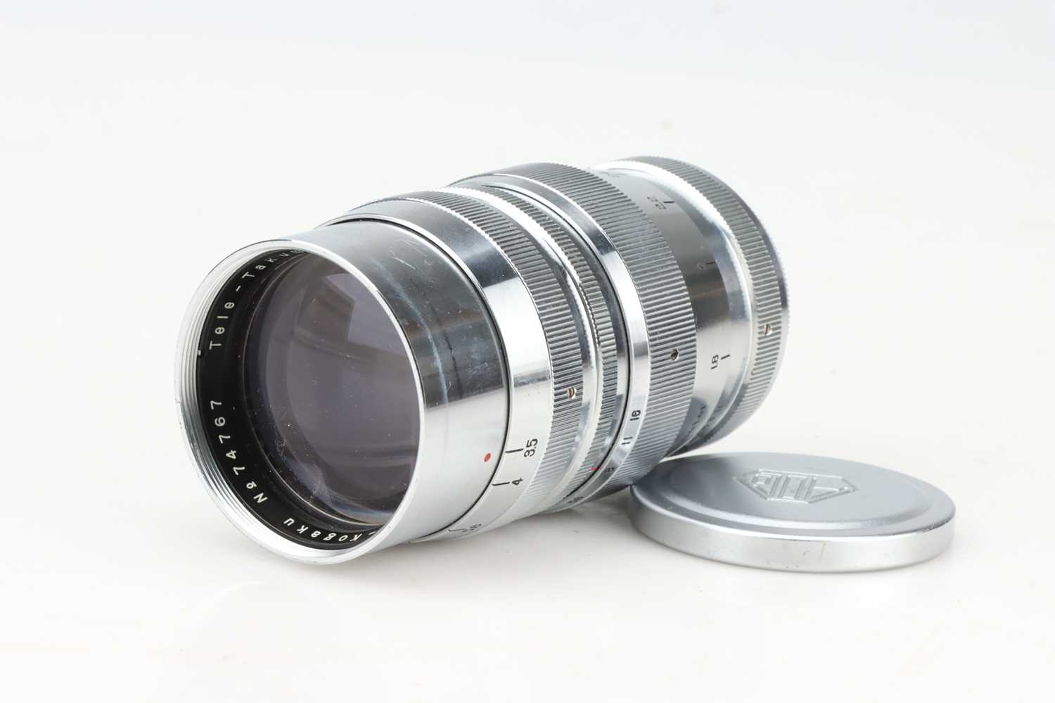 Lot 639 - An Asahi-Kogaku Tele-Takumar f/3.5 135mm Lens