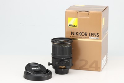 Lot 623 - A Nikon PC-E Nikkor ED D f/3.5 24mm Lens