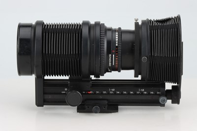 Lot 515 - A Carl Zeiss S-Planar T* f/5.6 135mm Macro Lens